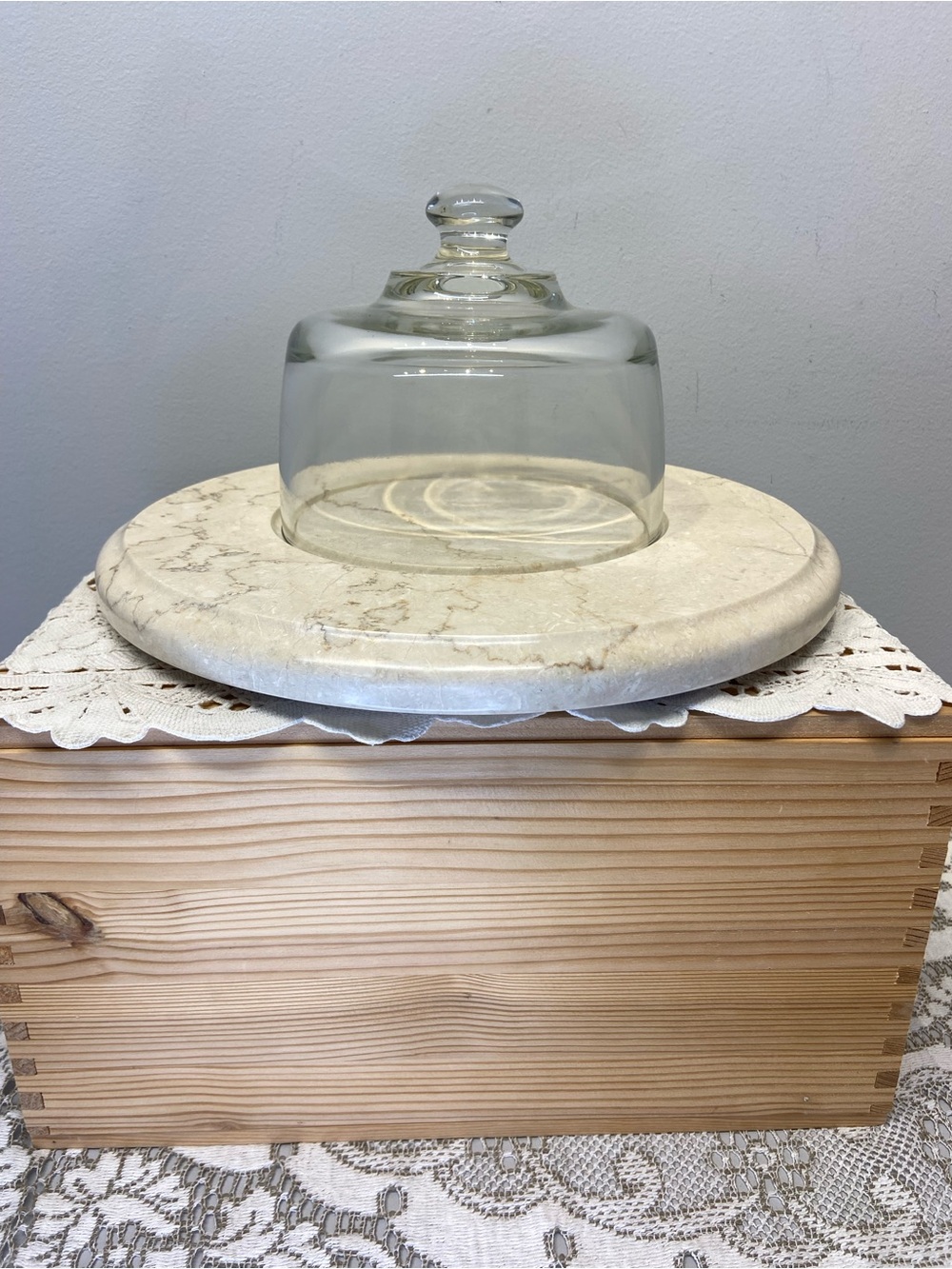 Heavy Glass Dome Cloche and EXTRA LARGE Marble Base Cheese Display Stand Platter - Picture 1 of 8